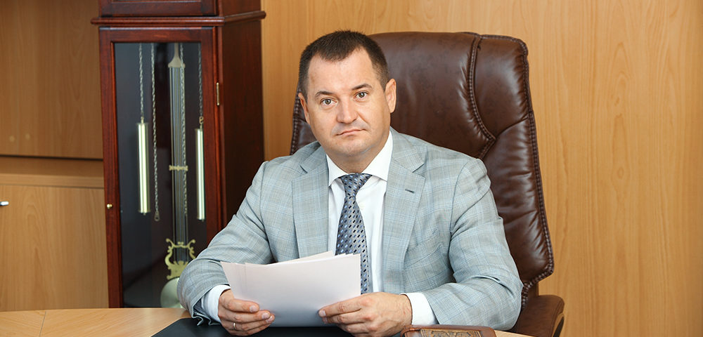 Министр юстиции Юрий Сироватко поздравил судебных приставов с профессиональным праздником